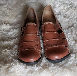 LIKE NEW ROMIKA WILLA shoes